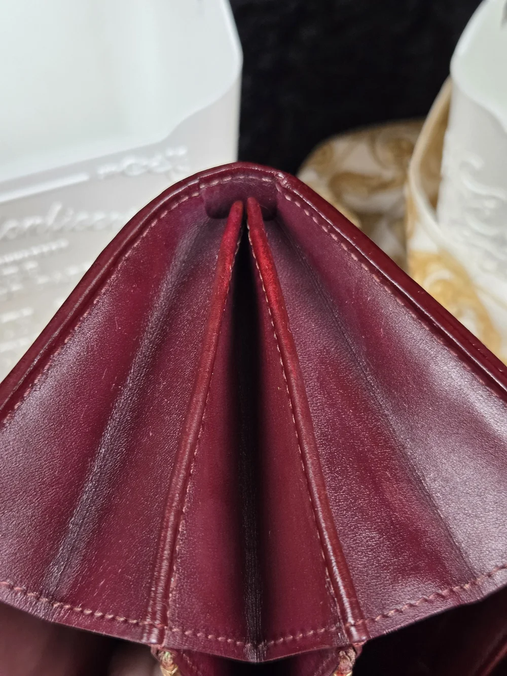 Louis Vuitton Vernis Sarah Wallet Cherry Red Monogram Long Wallet 1998 Restored